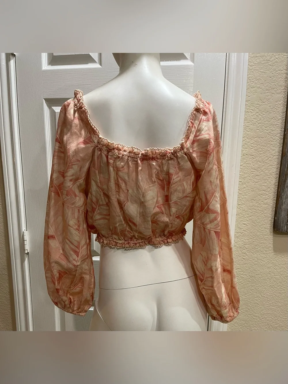 Show Me Your Mumu Claudia Crop Top in Pink Majestic Palm Size Medium - Picture 3 of 8